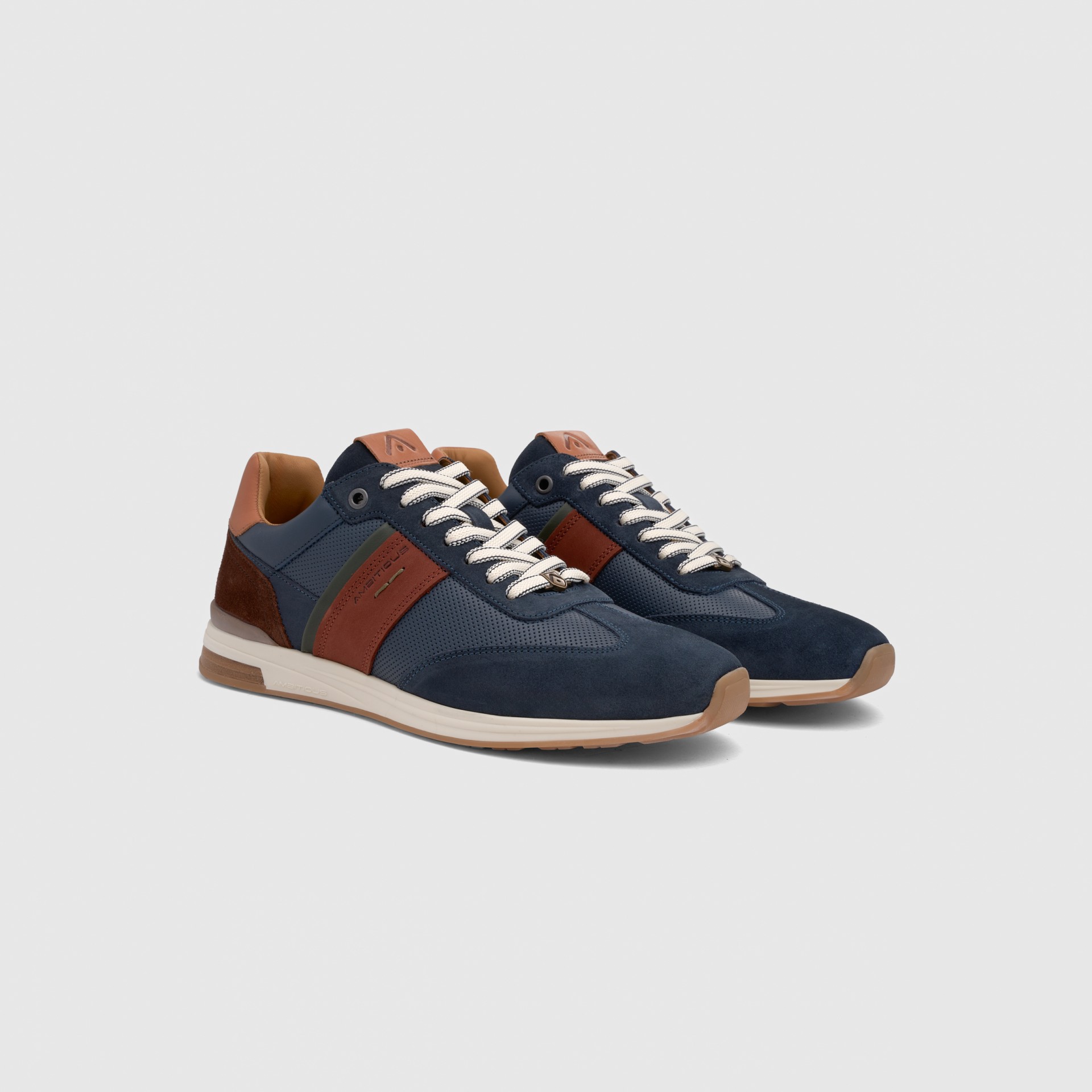 SLOW Panel Sneaker