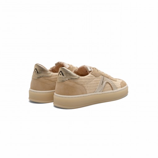 WENDY Low-Top Sneaker WENDY Low-Top Sneaker