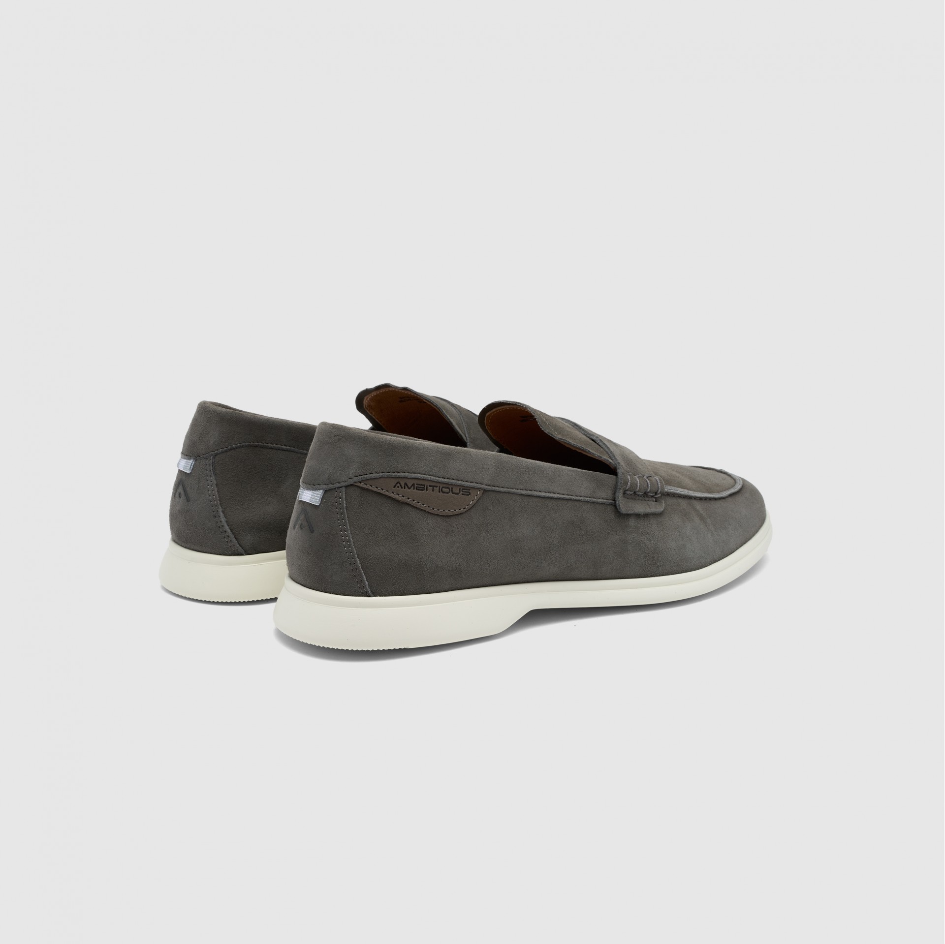 DAN Suede Penny Loafer