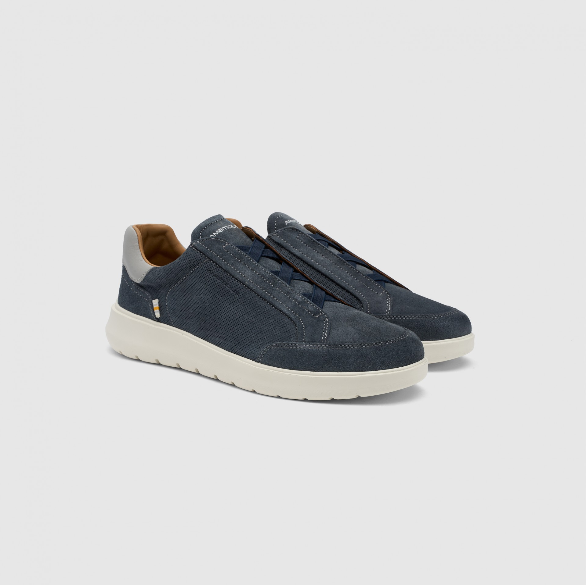 HOVER Slip-on