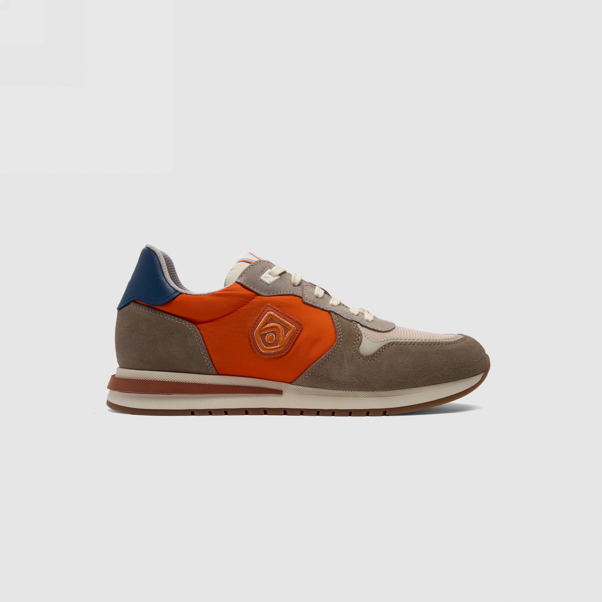 TEMPLE Hybrid Sneakers