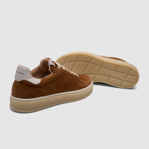 WENDY Suede Sneakers WENDY Suede Sneakers