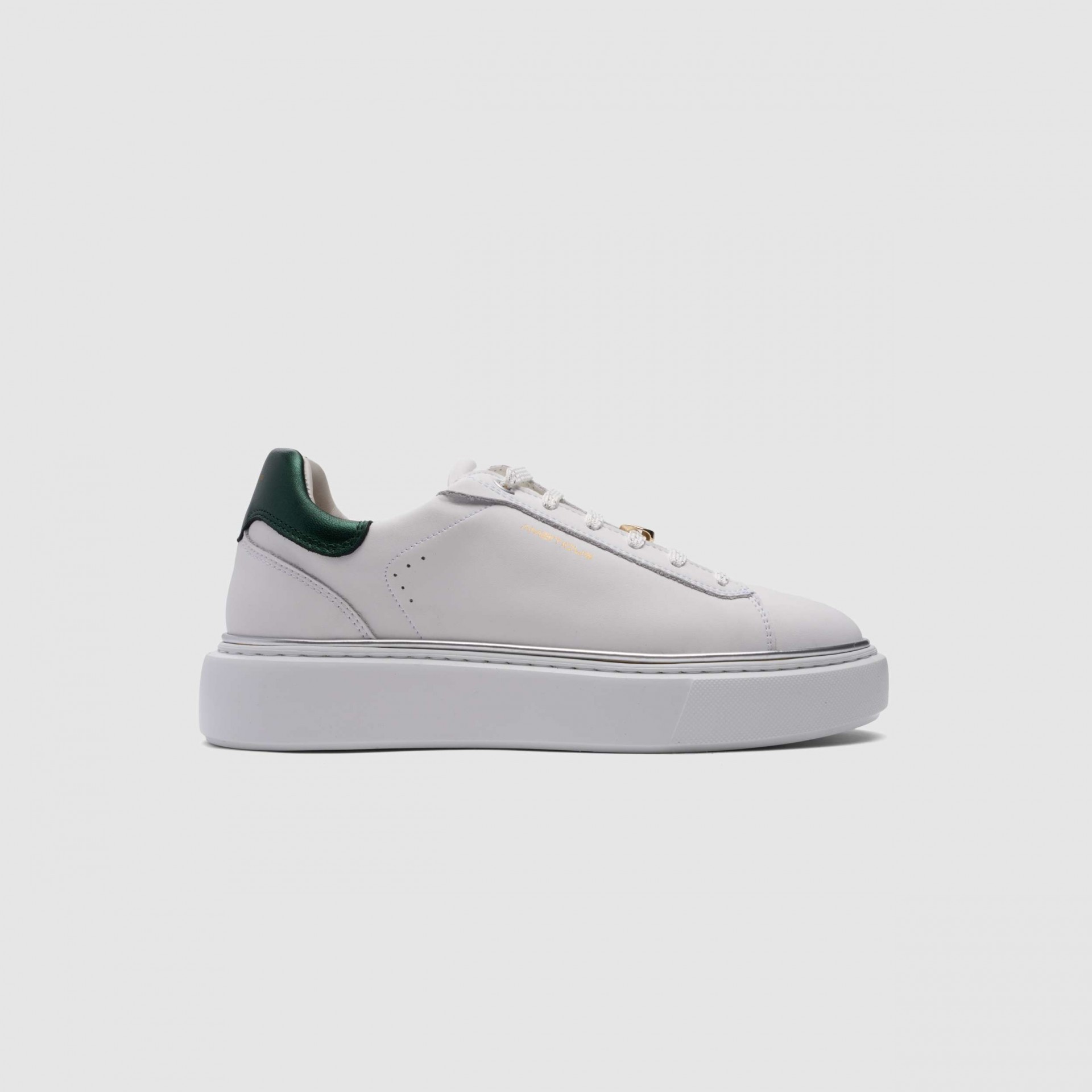 Bozelady Low-Top Sneaker