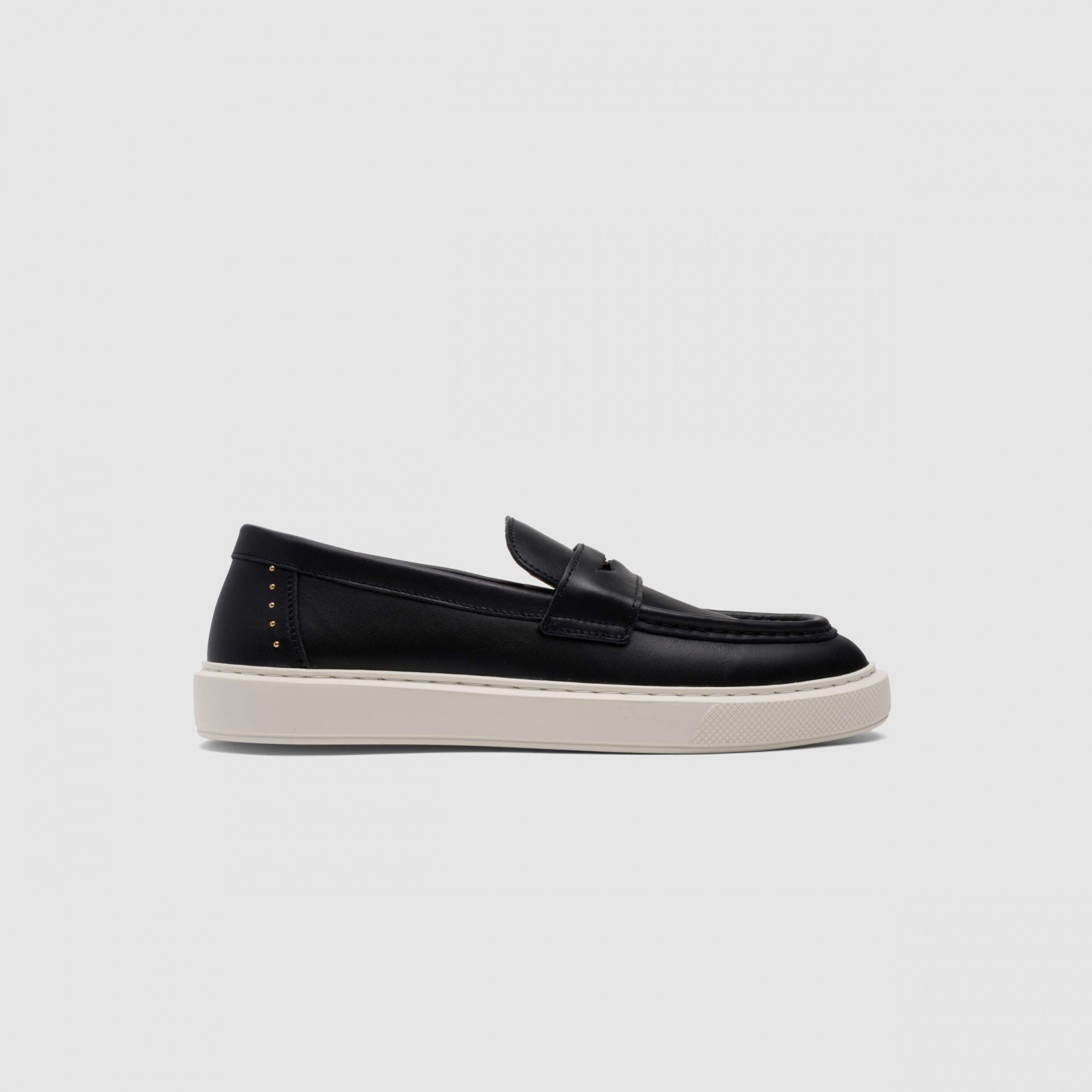 VIOLET Penny Loafer
