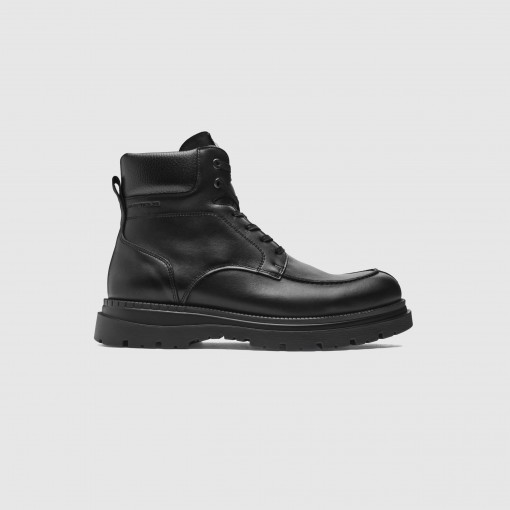 BRADY Lace-Up Boot