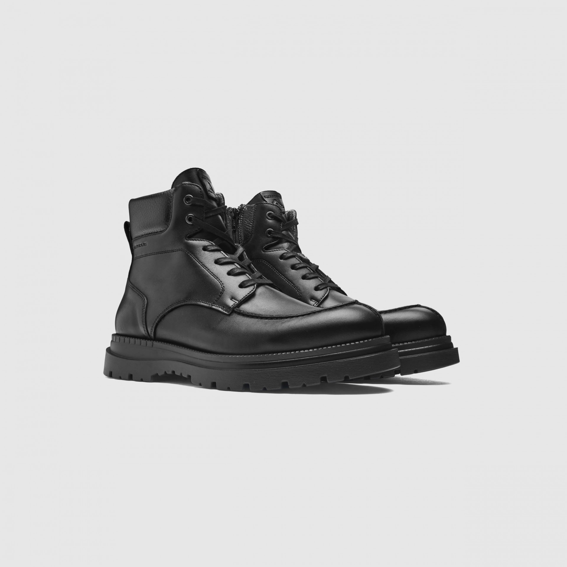 BRADY Lace-Up Boot