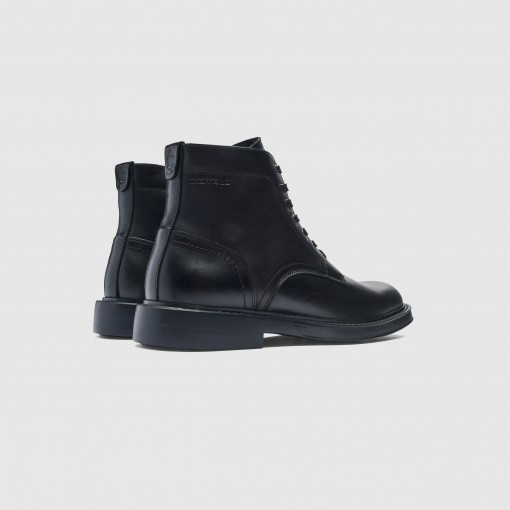 SMART Lace-Up Boot SMART Lace-Up Boot