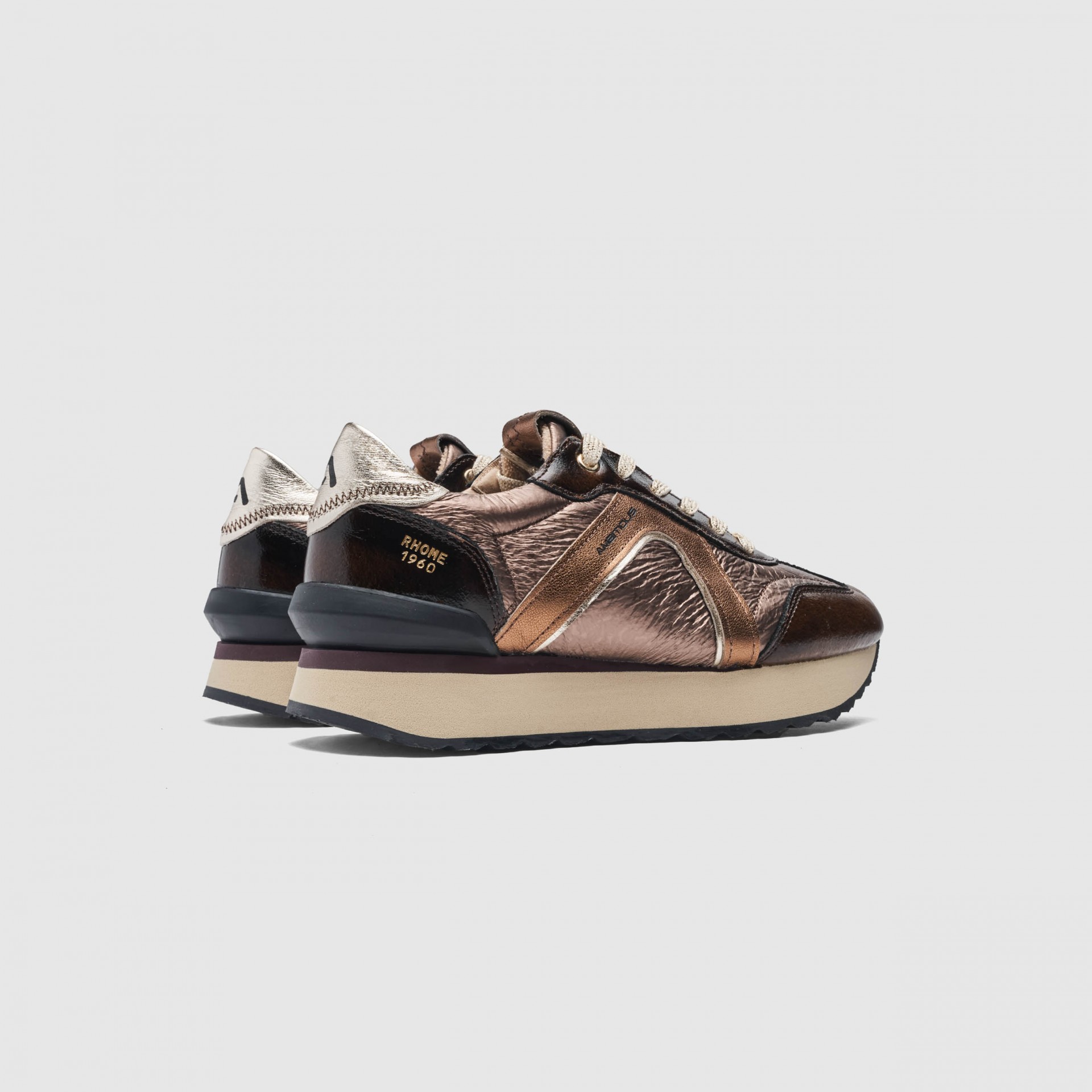 RHOME W Retro Runner