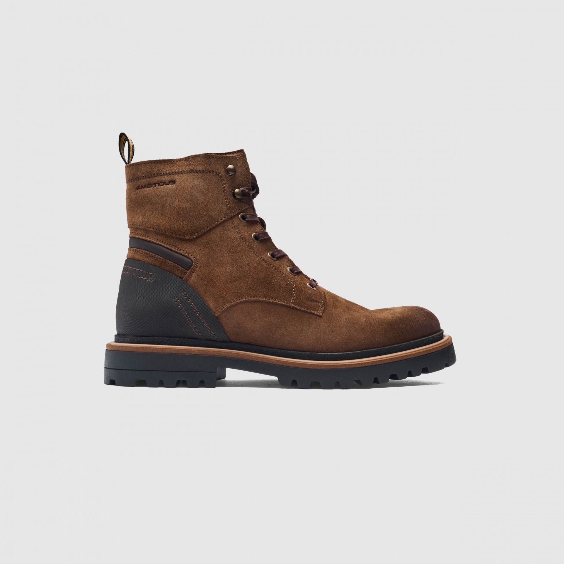 HARDY Lace-Up Boot