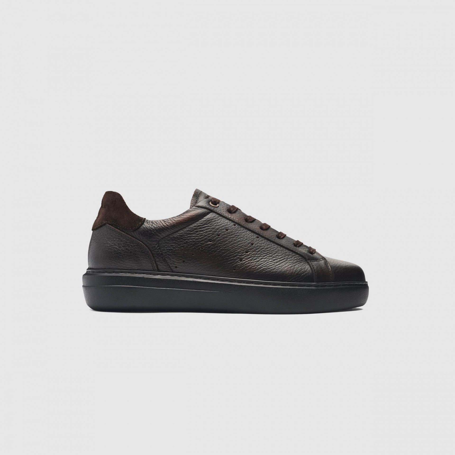 PHOENIX Urban Sneaker