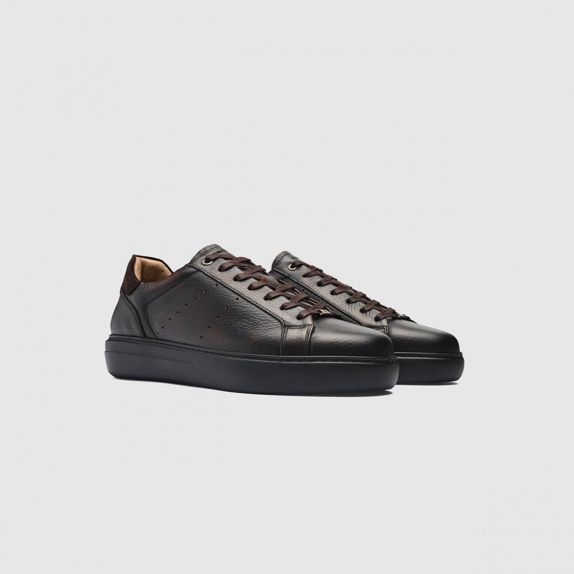 PHOENIX Urban Sneaker