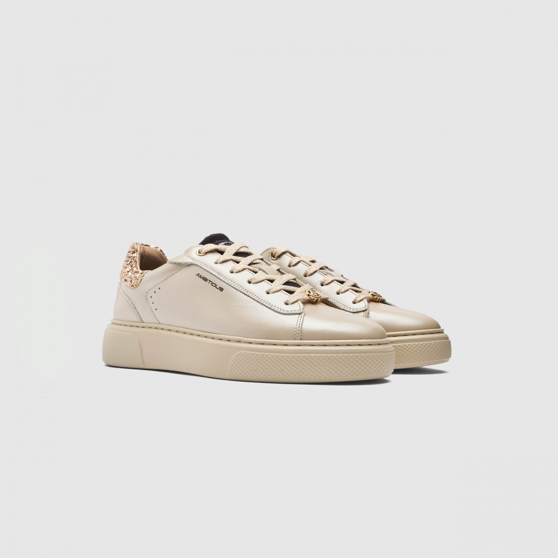 JACKIE Luxe Cupsole