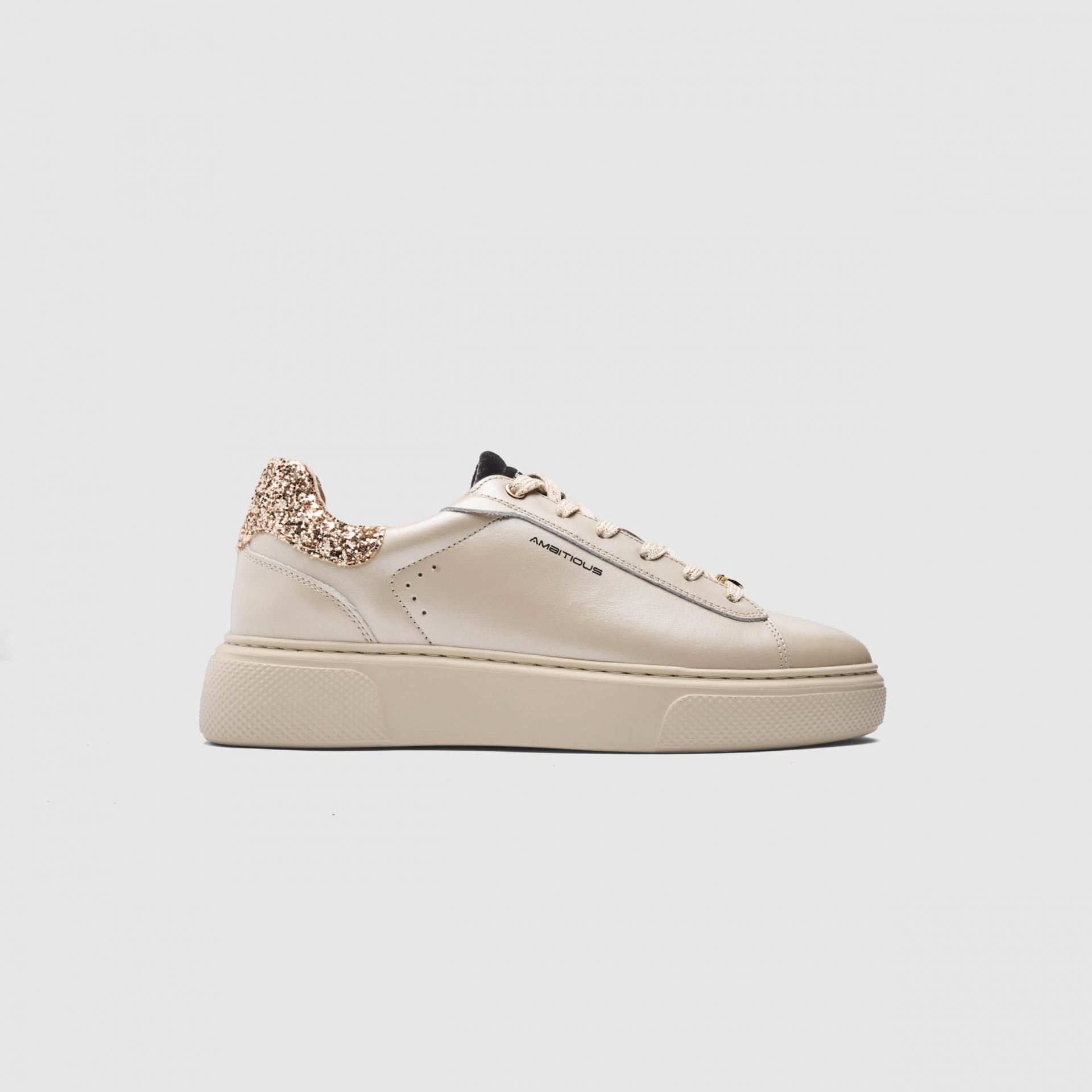 JACKIE Luxe Cupsole
