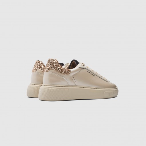 JACKIE Luxe Cupsole