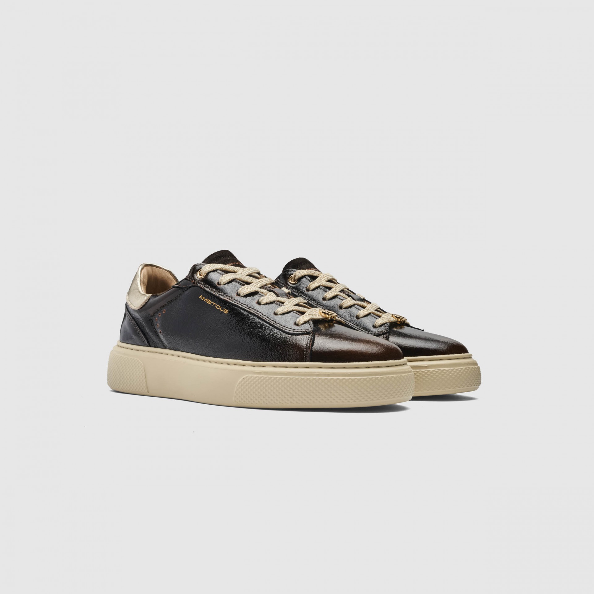 JACKIE Luxe Cupsole