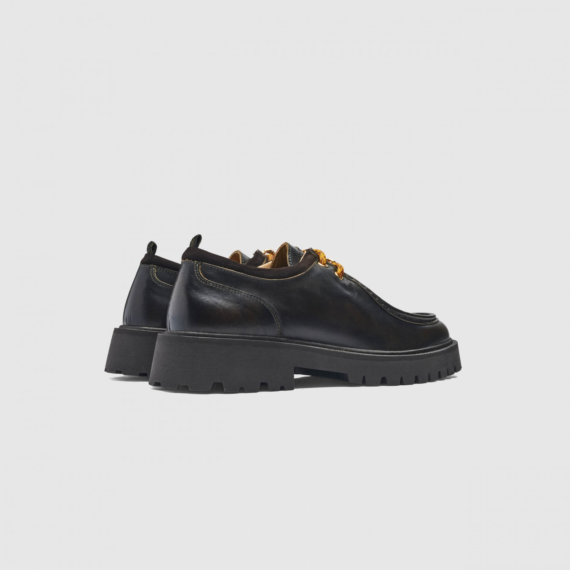 ELSA Lug Moccasin