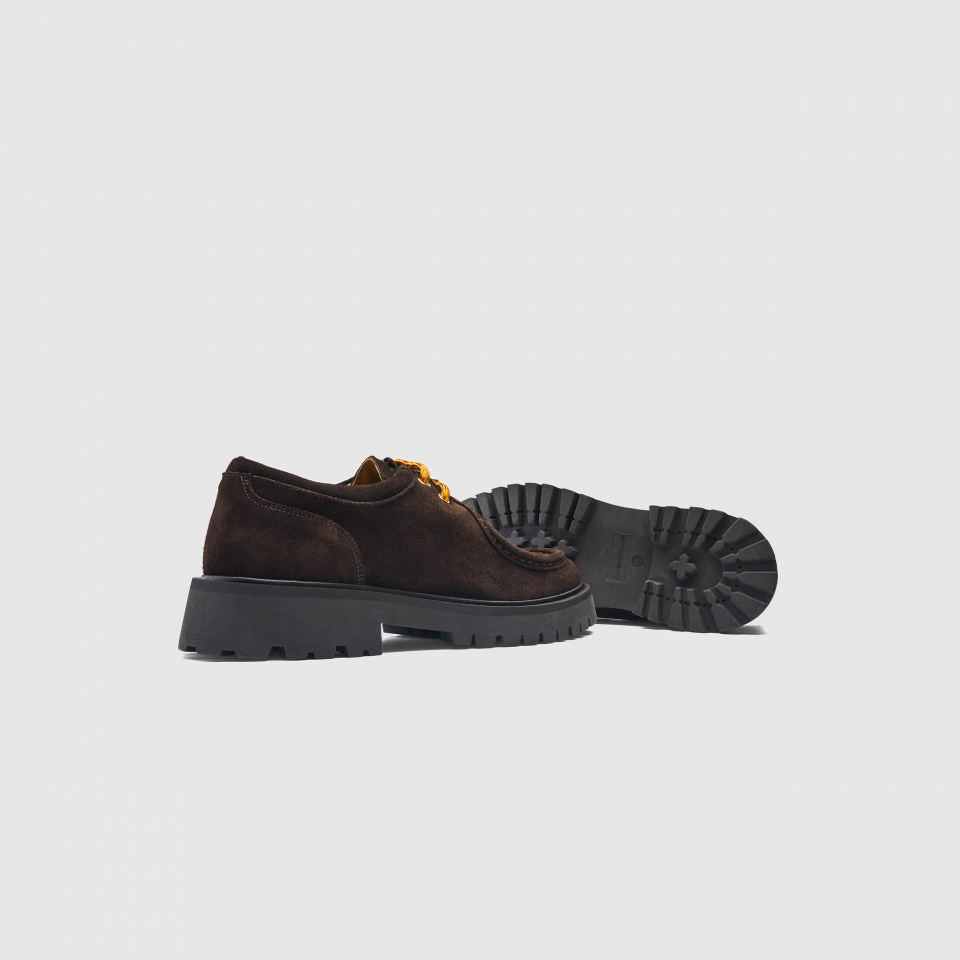 ELSA Lug Moccasin
