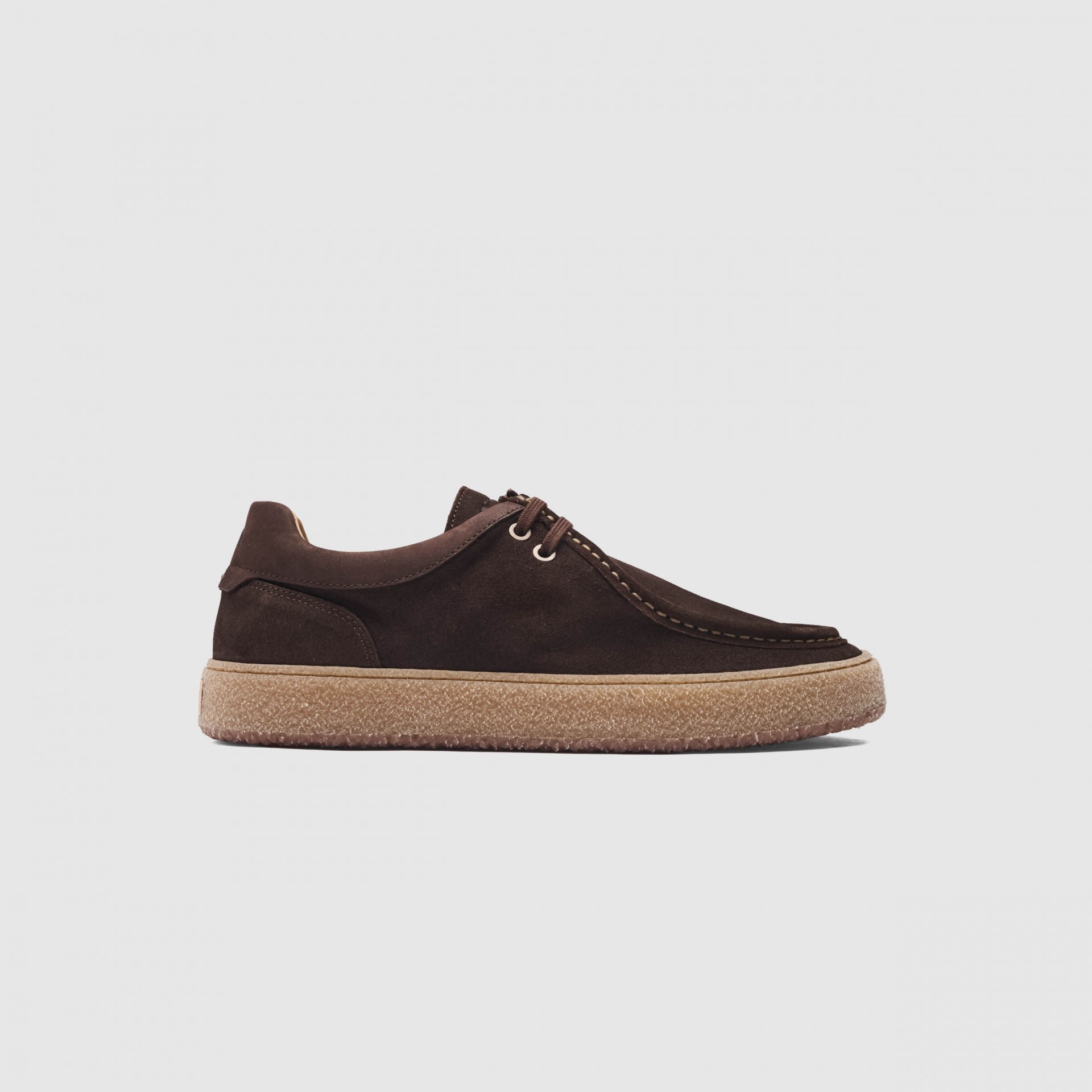 KELPE Crest Sneaker
