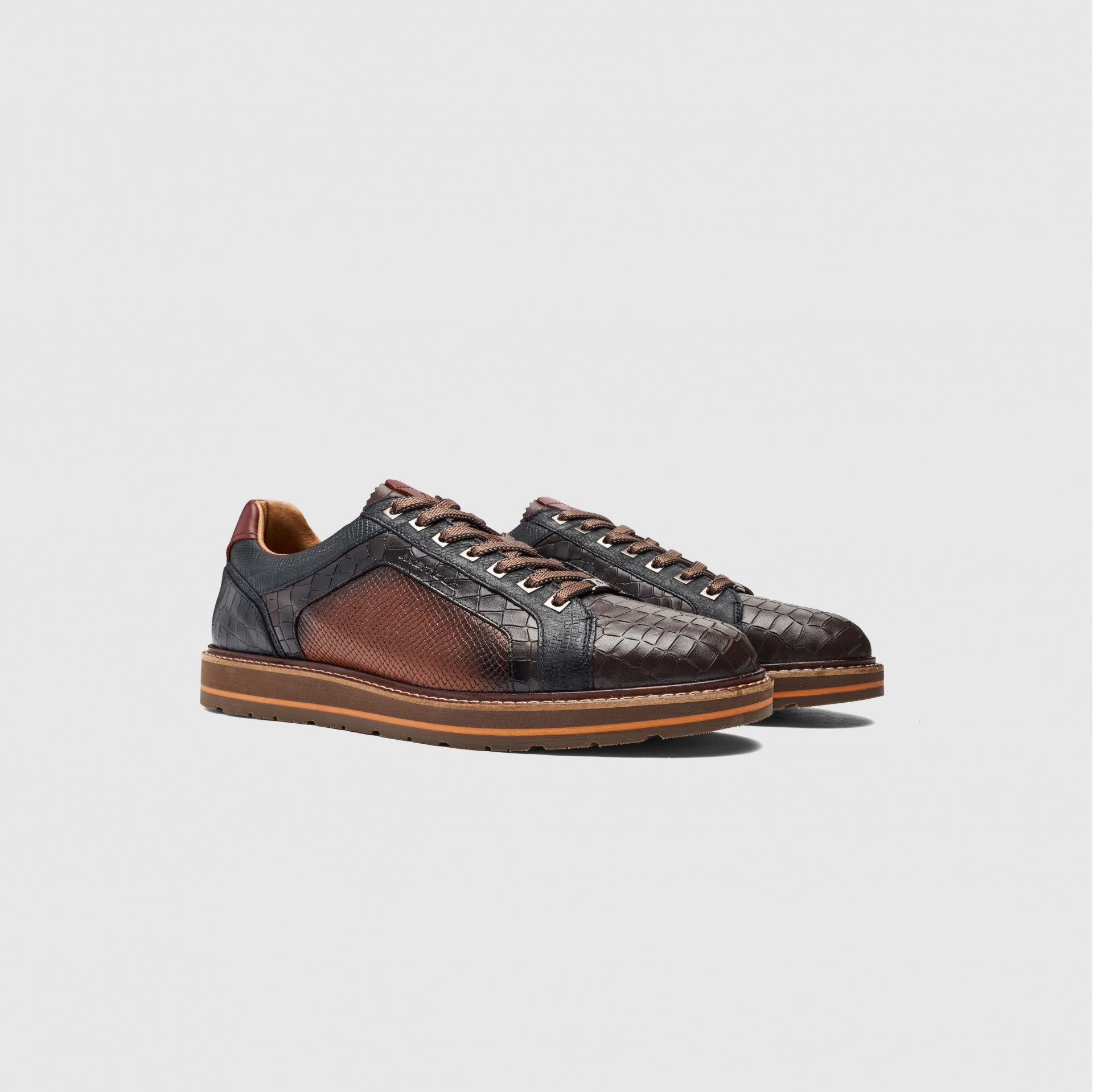 RON Artisan Sneaker