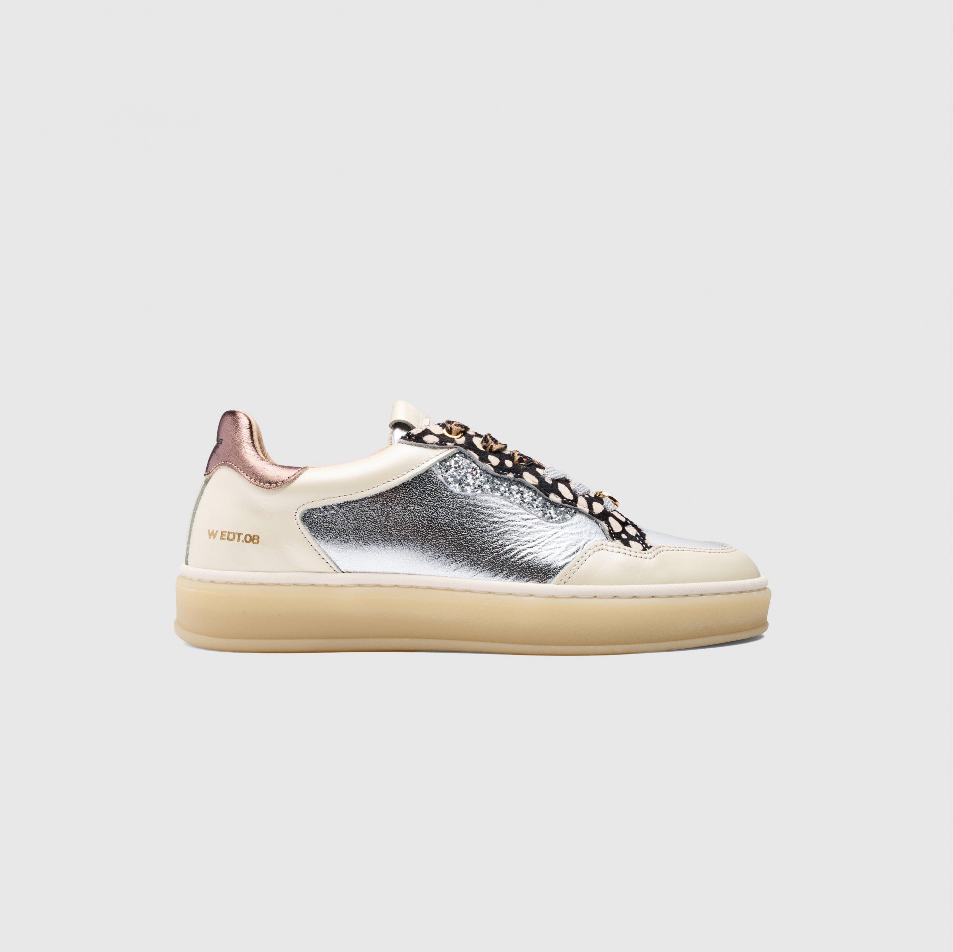 WENDY Low-Top Sneaker