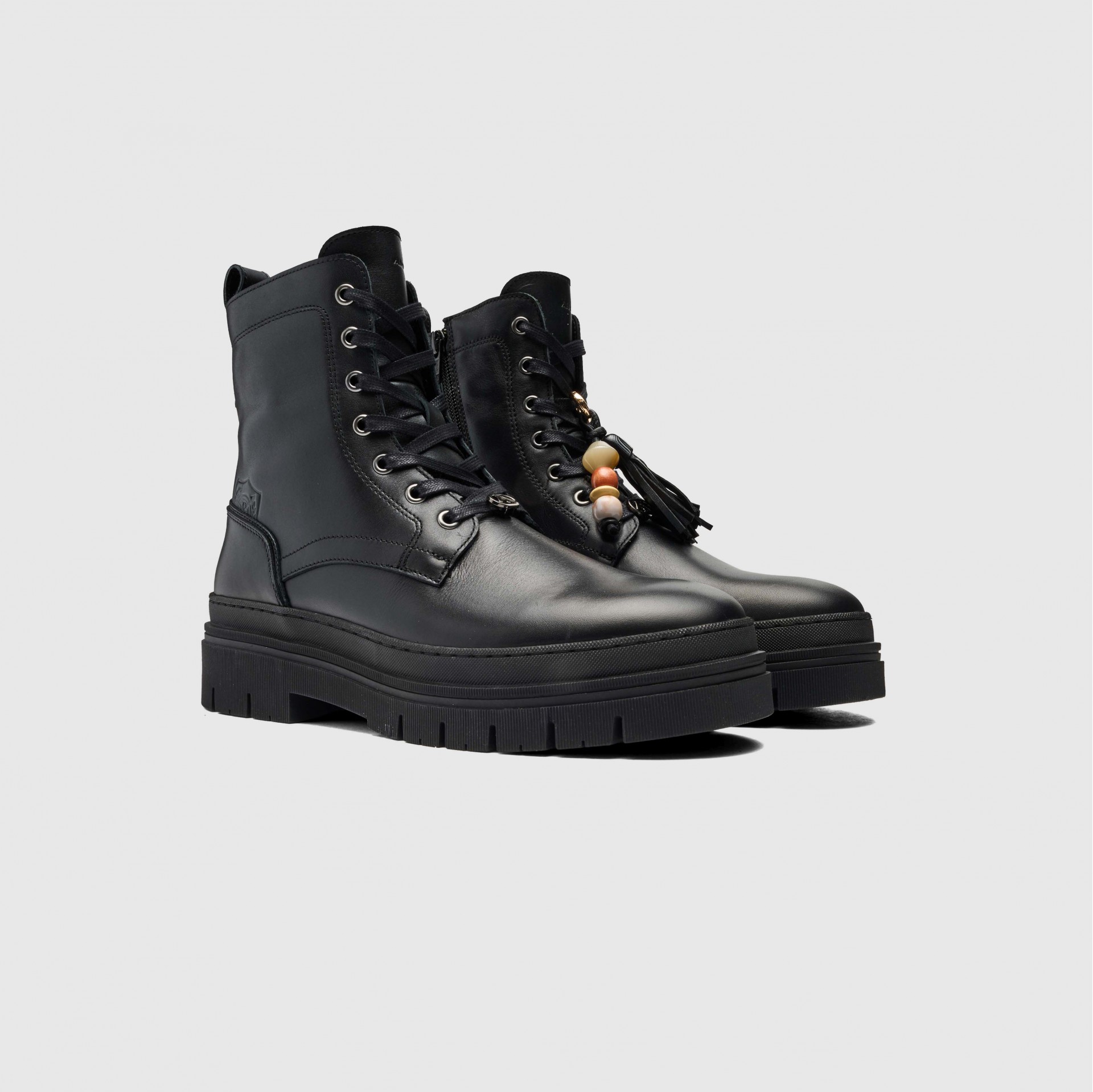 ELIE Mountain Boot