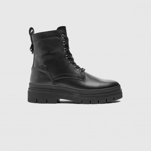 ELIE Mountain Boot