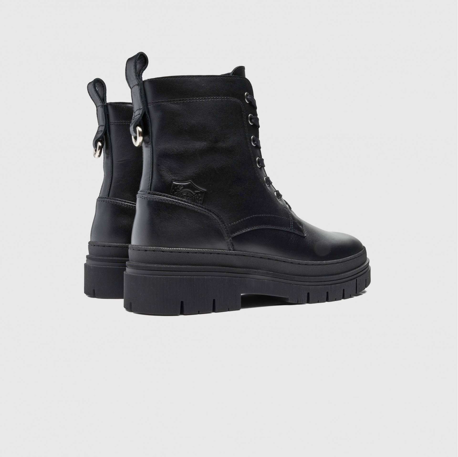 ELIE Mountain Boot