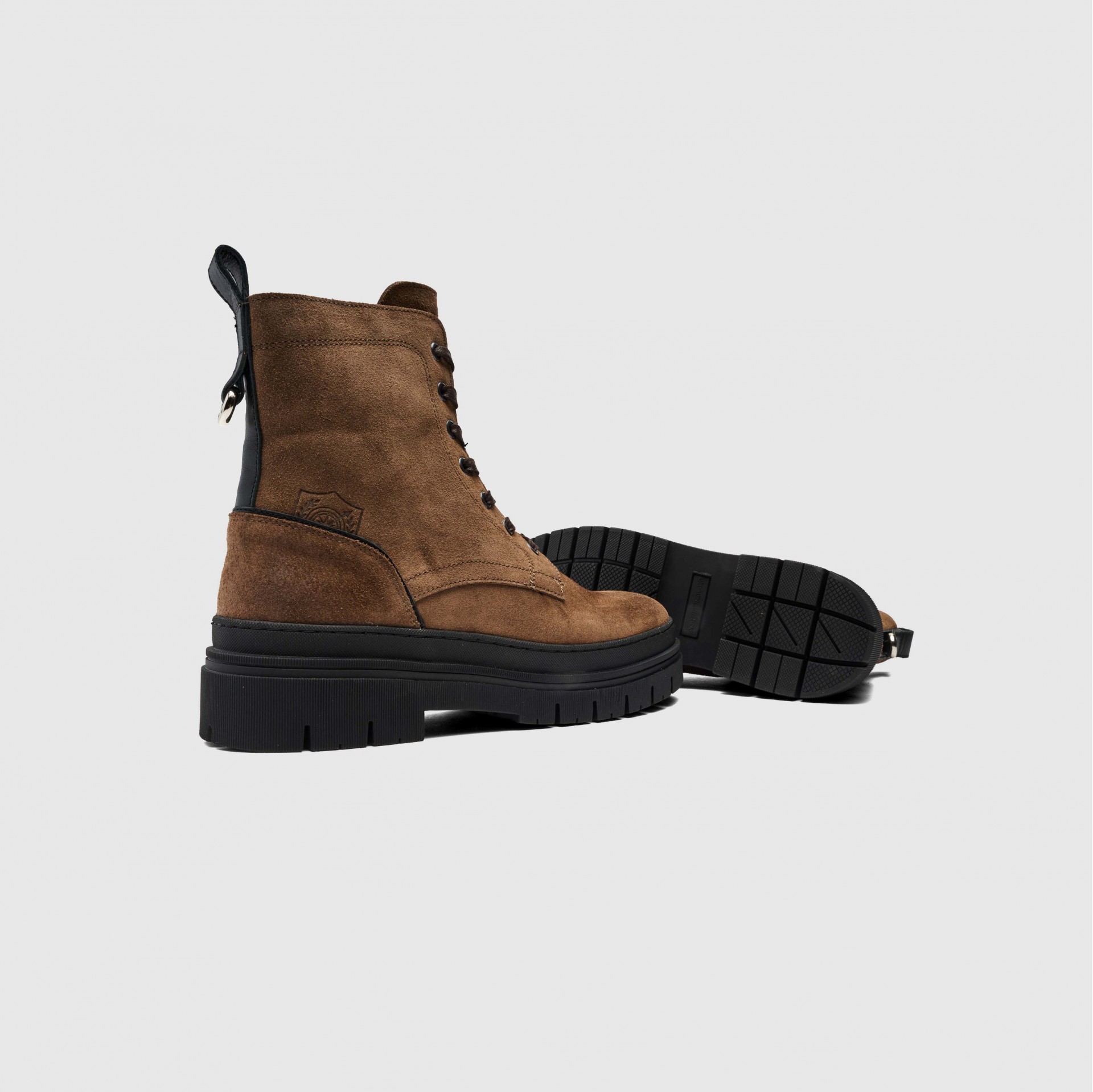 ELIE Mountain Boot