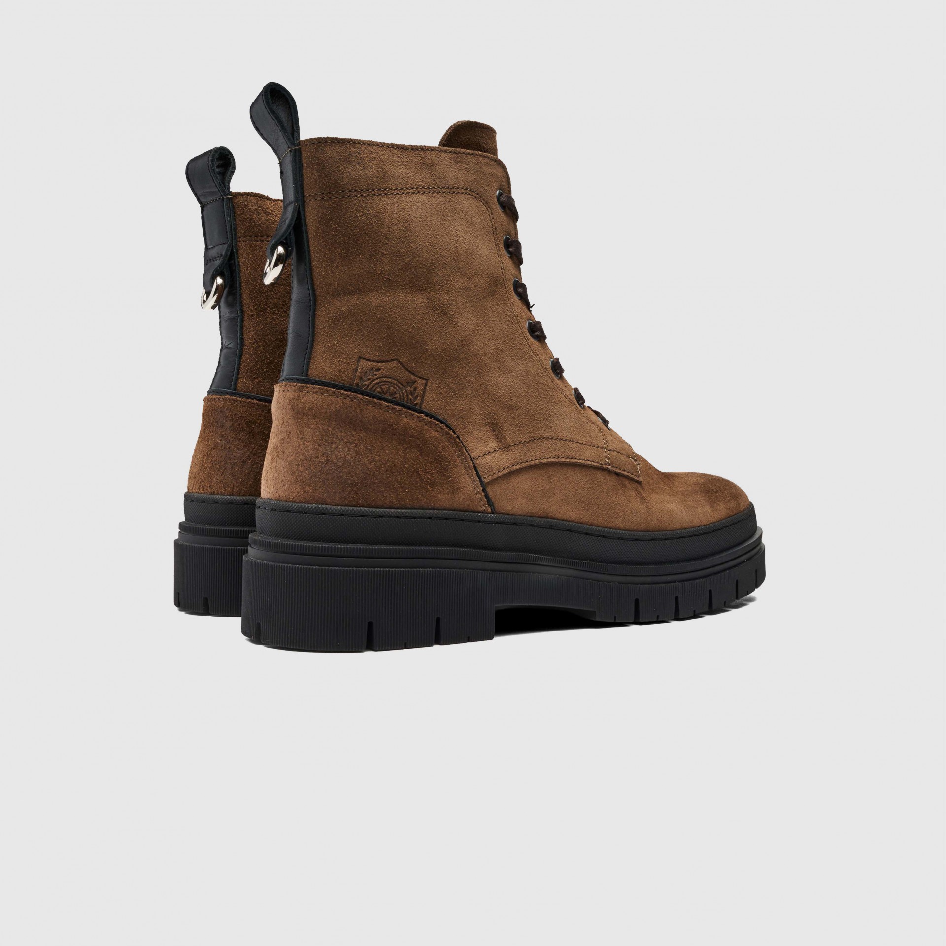 ELIE Mountain Boot
