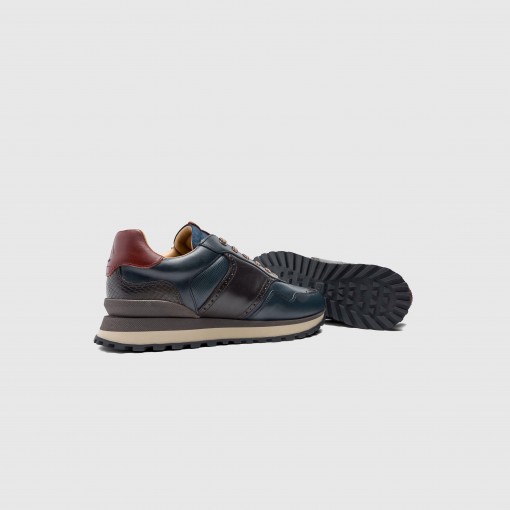PARK Crest Runner