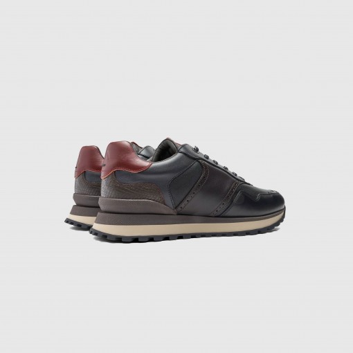 PARK Crest Runner