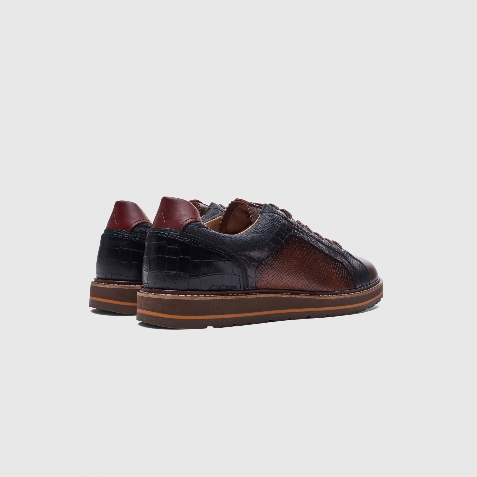 RON Artisan Sneaker